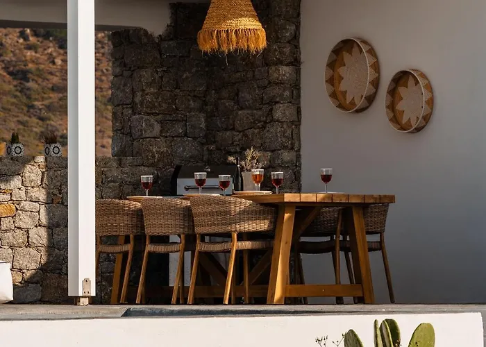 Maison Solea, Pláka